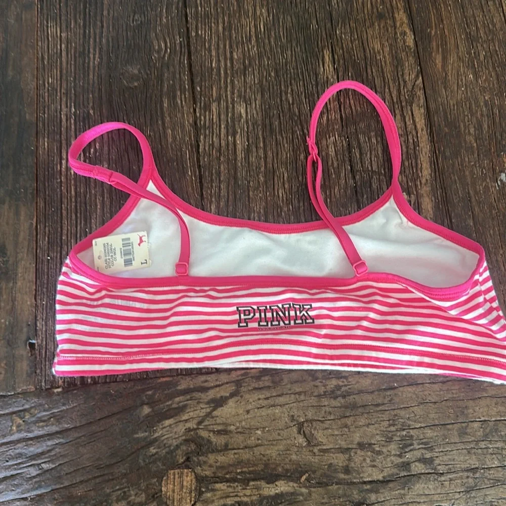 Victoria’s Secret Pink yoga striped sports bra NWT - Picture 2 of 6